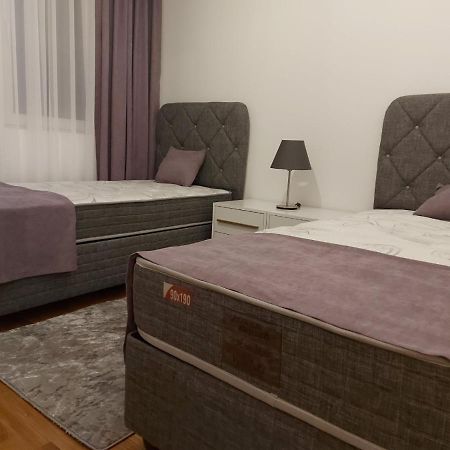 Luxury Apartment Iva II Skopje Esterno foto