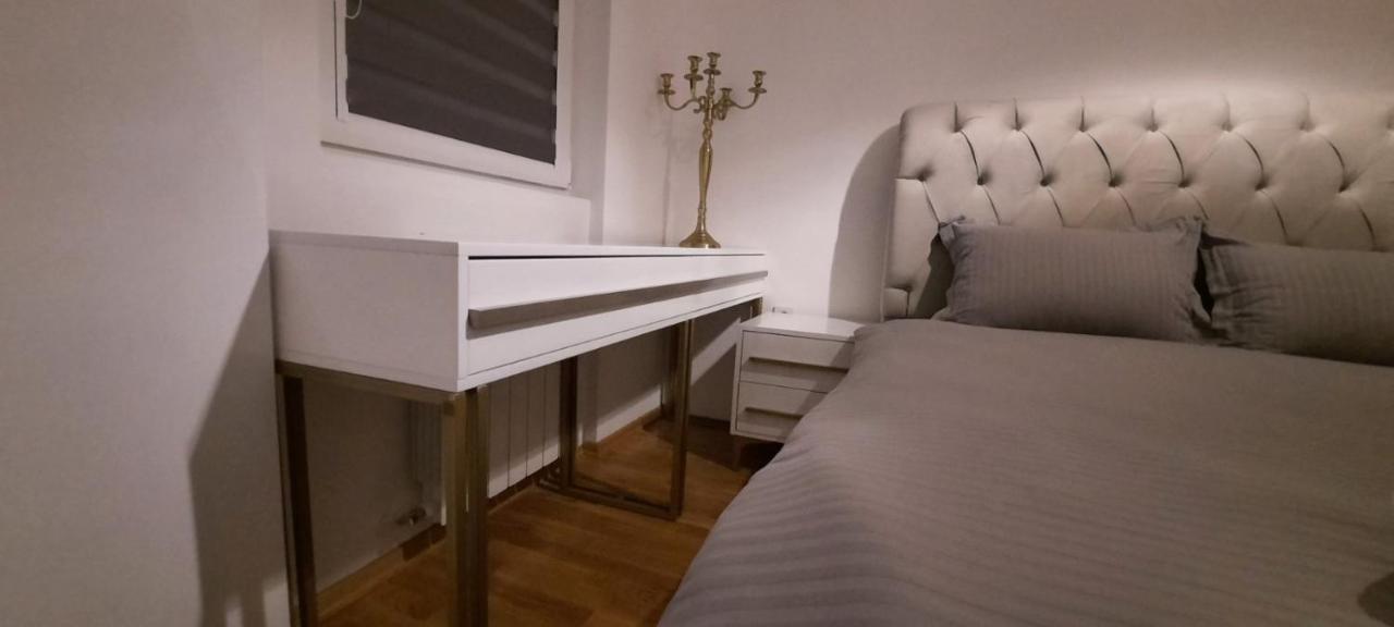 Luxury Apartment Iva II Skopje Esterno foto