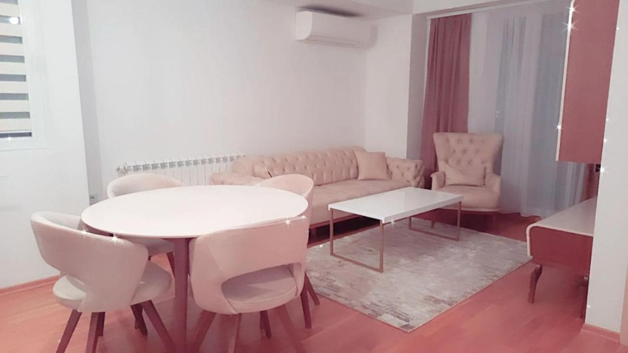 Luxury Apartment Iva II Skopje Esterno foto