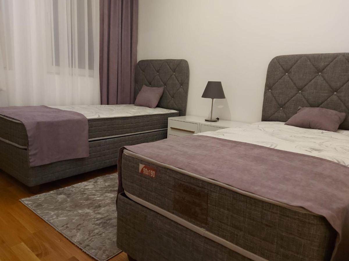 Luxury Apartment Iva II Skopje Esterno foto