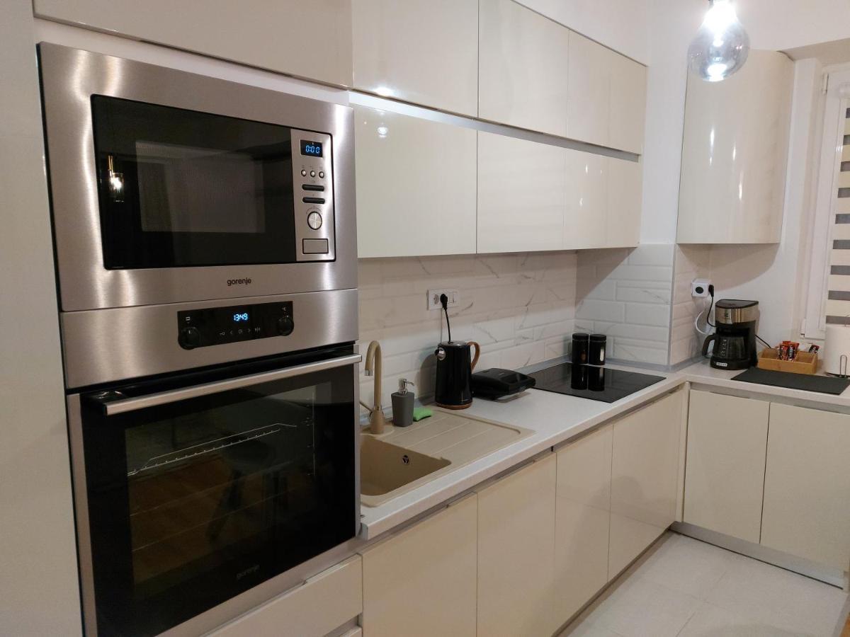 Luxury Apartment Iva II Skopje Esterno foto